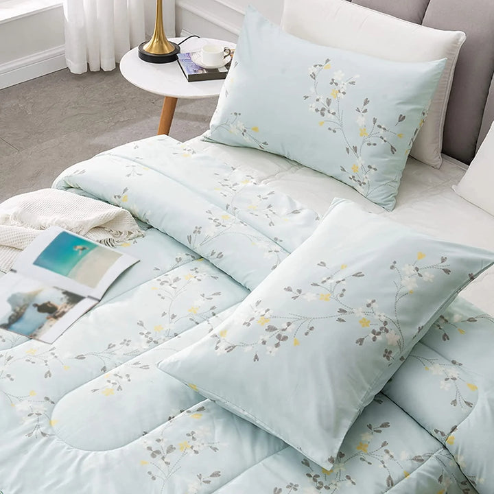 3-Piece Floral King Size Comforter Set, Microfiber Bedding down Alternative Comforter for All Seasons with 2 Pillow Shams, Baby Blue