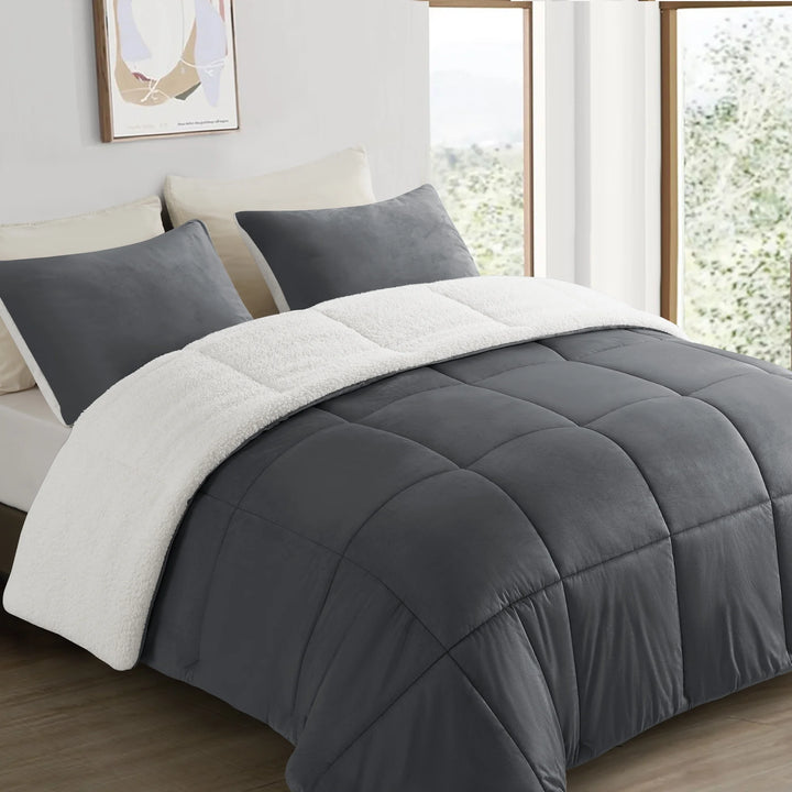 King Sherpa Comforter Set, Soft Quilted down Alternative Comforter Reversible Duvet with 2 Pillowcases, Plush Warm Fall Winter 3 Piece Bedding Sets, Dark Grey