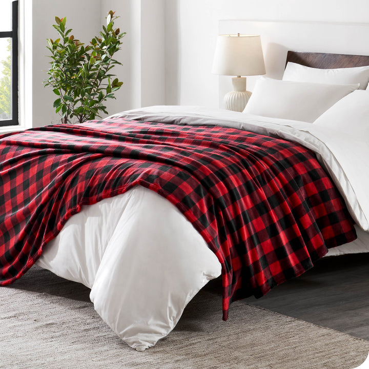 Microplush Fleece Blanket - 300 GSM - Fuzzy Microfleece - Soft & Plush - Twin/Twin XL, Buffalo Plaid - Red/Black