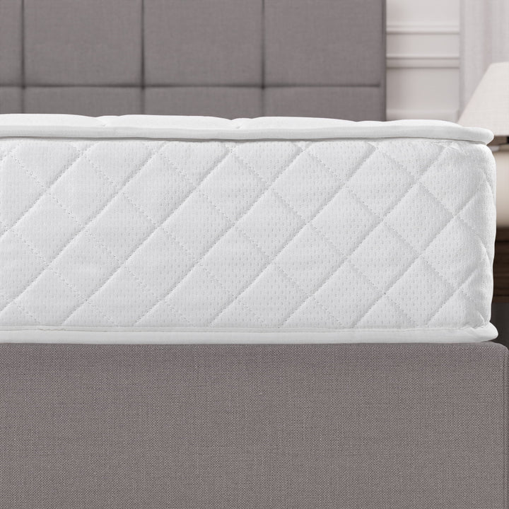 8" Quilted Hybrid Mattress of Comfort Foam and Pocket Spring, Adult, Full