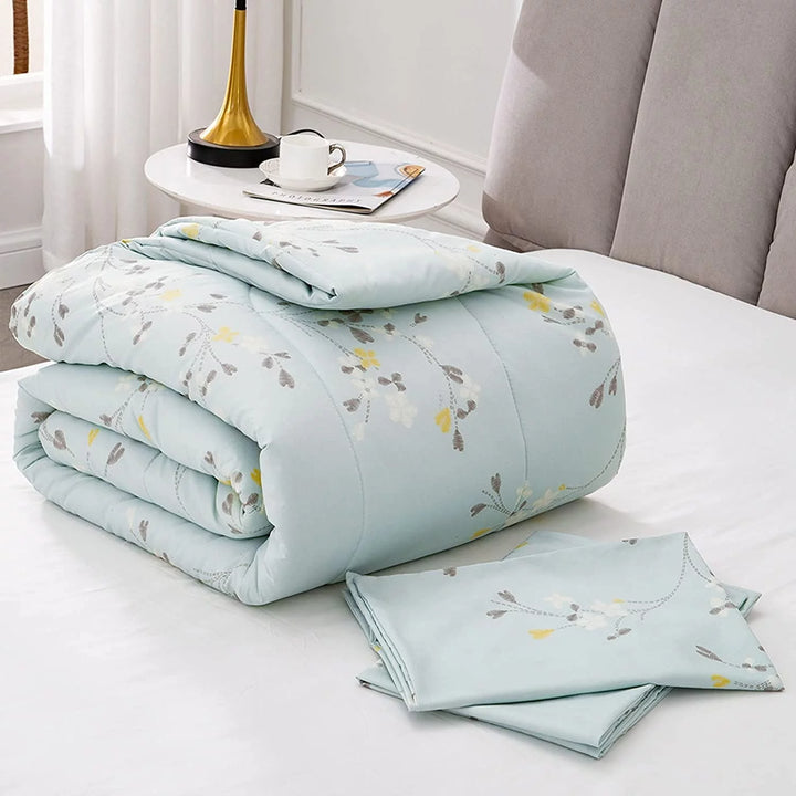 3-Piece Floral King Size Comforter Set, Microfiber Bedding down Alternative Comforter for All Seasons with 2 Pillow Shams, Baby Blue