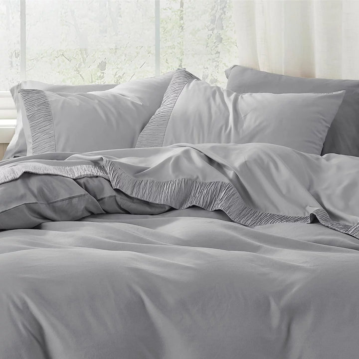 4 Pieces Hotel Luxury Light Grey Sheets King，Easy Care Polyester Microfiber Material Cooling Bed Sheet Set