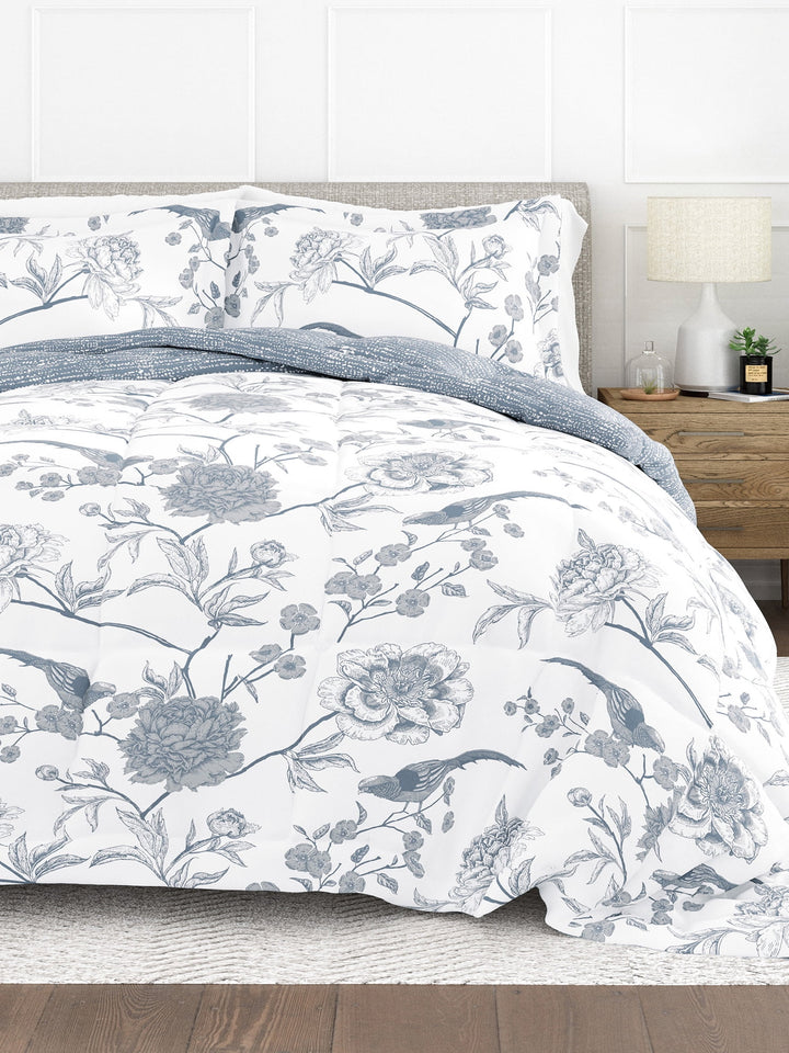 - 3 Piece Light Blue Floral Molly Botanicals All Season Down-Alternative Comforter for King Size Beds