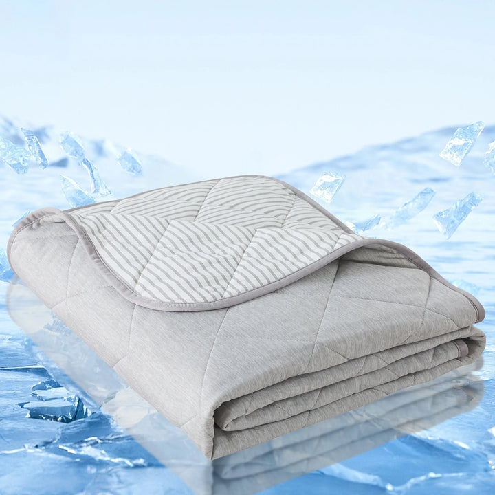 Cooling Throws Blankets, Ice Blanket for All-Season, Ultra-Cool Lightweight Blanket for Bed, Gray