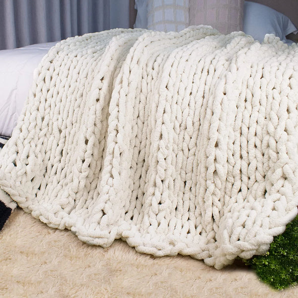 Chunky Knit Throw Blanket 50" X 60", 100% Hand Made Large Chenille Loop Yarn Soft Fluffy Throws for Couch Sofa Bed, Big Crochet Cozy Heavy Thick Cable Woven Blanket, Cream White